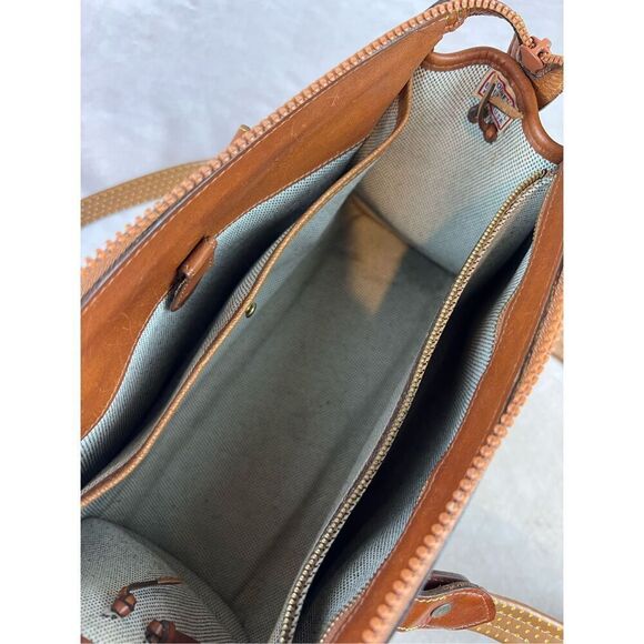 90s Dooney & Bourke Cabriolet British Brown Perforated Leather Satchel Shoulder - Picture 8 of 10